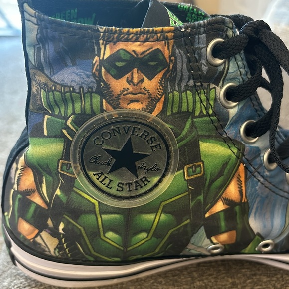 Converse
Dc Comics X Chuck Taylor All Star Arrow Sneakers Size Men 9.5 - Picture 11 of 13